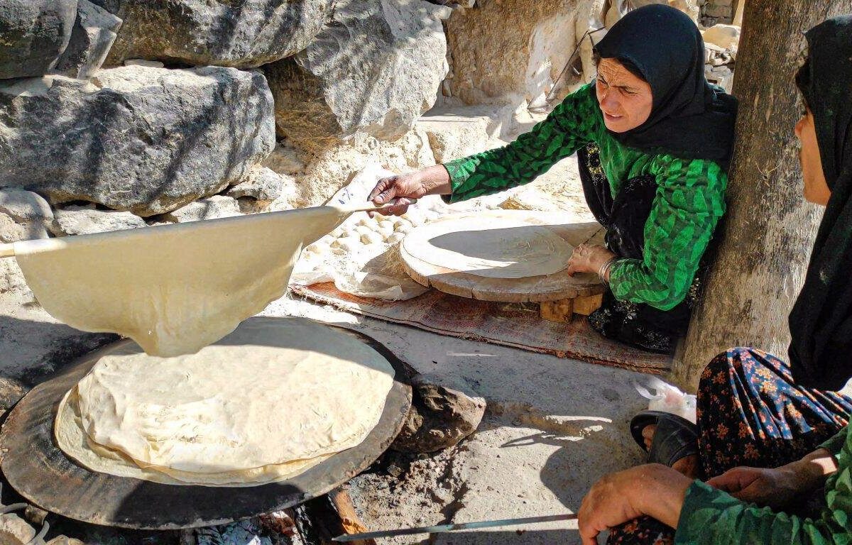 کسب مقام نخست جشنواره نان کرمان توسط «سیاه‌چادر هامون»