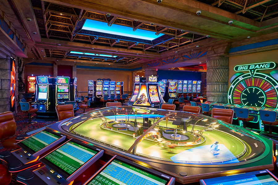h casino